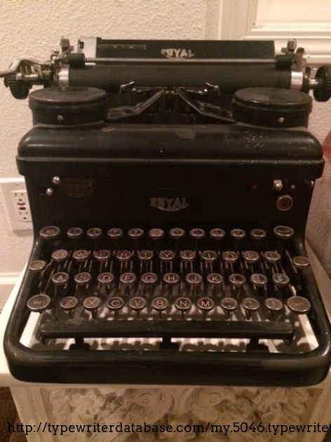 1939 Royal KHM on the Typewriter Database